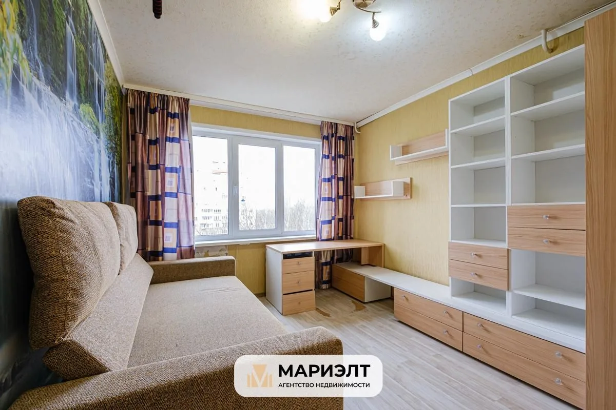 Продажа трёхкомнатной квартиры по ул. Бурдейногоа д.1