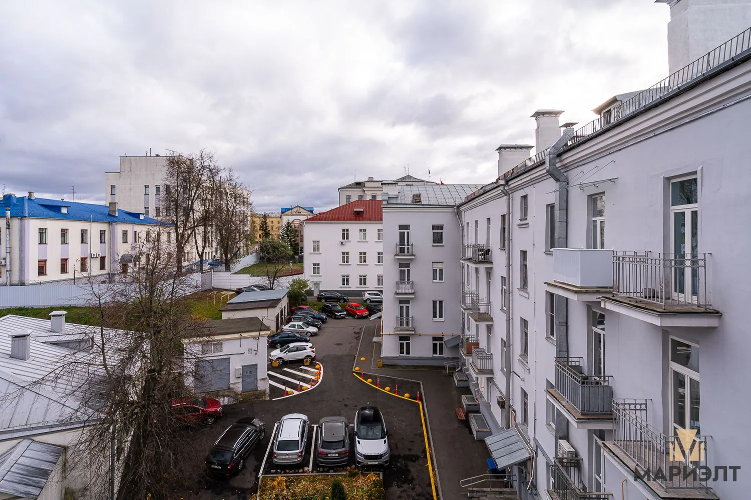 ПРОДАЕТСЯ «СТАЛИНКА» в историческом центре Минска.